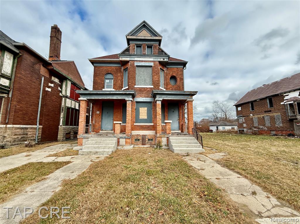1104 E Grand Boulevard, Detroit, MI 48207 — Photo 2