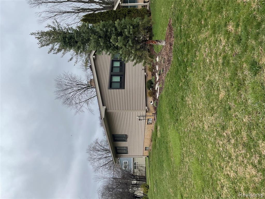 7070 Riverstone Road, West Bloomfield, MI — Photo 36
