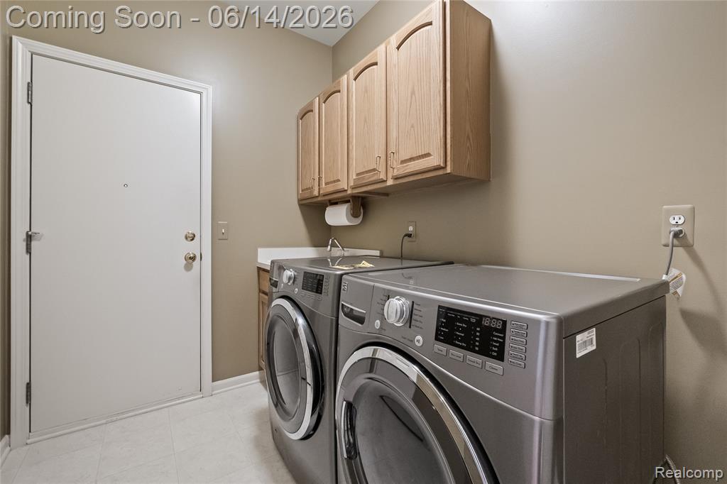 47920 Vistas Circle Drive N, Canton, MI 48188 — Photo 18