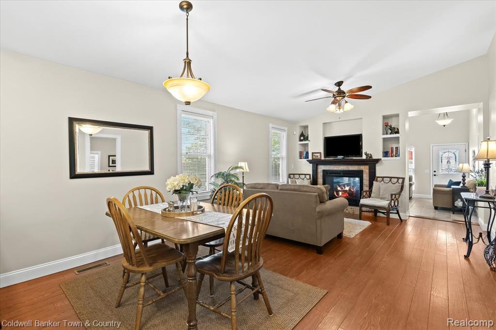 584 Black Oaks Trail, Howell, MI 48843 — Photo 12