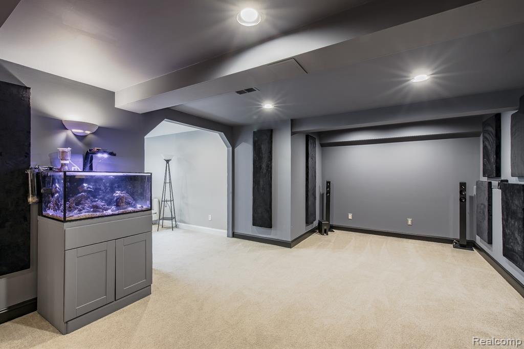 8640 Newport Drive, White Lake, MI — Photo 61