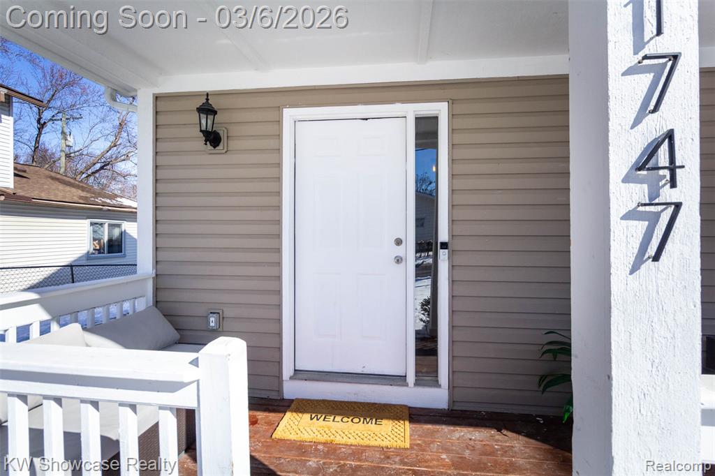 1747 Beechmont Street, Keego Harbor, MI 48320 — Photo 6