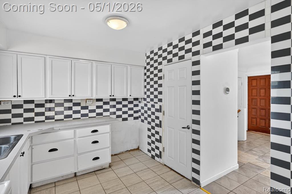 5457 E Frances Road, Mount Morris, MI 48458 — Photo 15