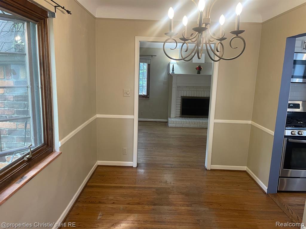532 SAINT CLAIR Street, Grosse Pointe, MI 48230 — Photo 18