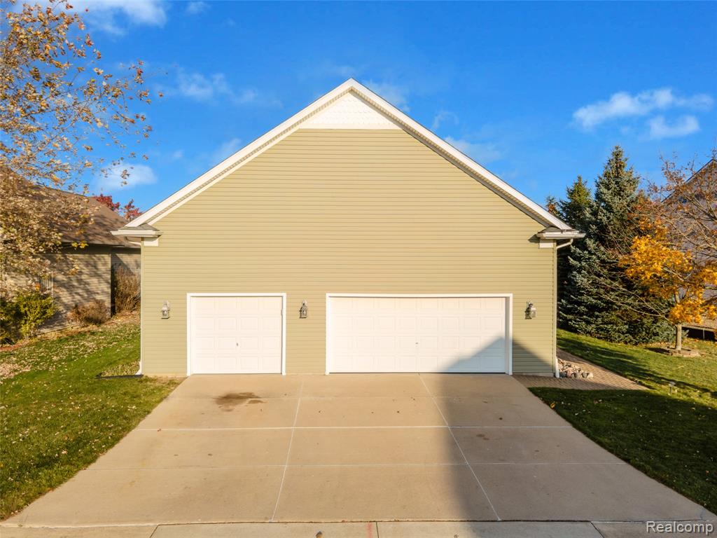 26738 Canterbury Circle, New Boston, MI 48164 — Photo 34