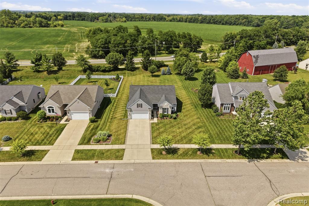 665 Marblewood Lane, Saline, MI 48176 — Photo 38