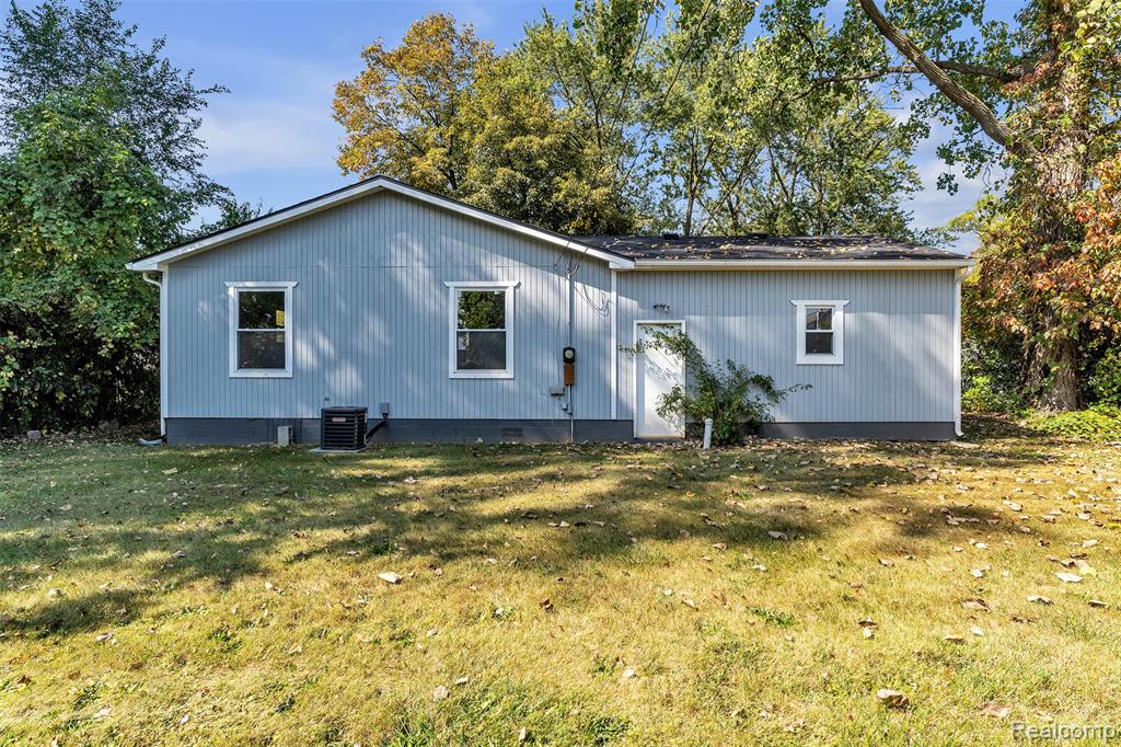 4419 Grace Avenue, Wayne, MI 48184 — Photo 36