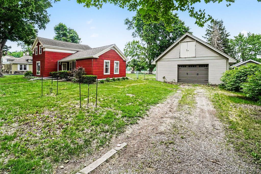 302 Hadley Street, Holly, MI 48442 — Photo 25