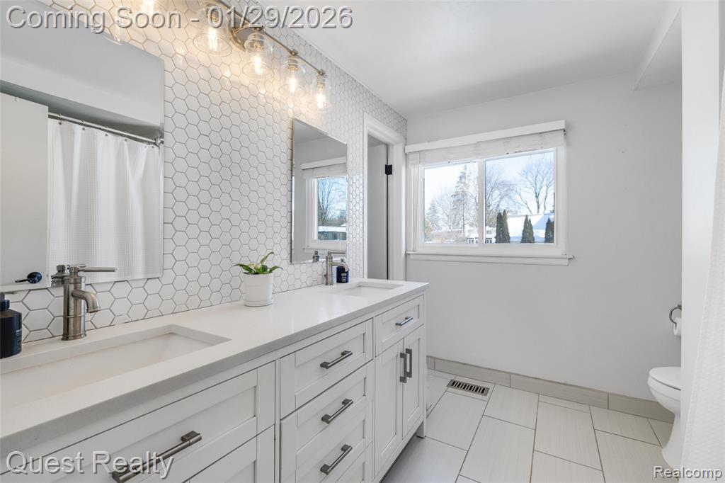 6702 Cathedral Drive, Bloomfield Hills, MI 48301 — Photo 25
