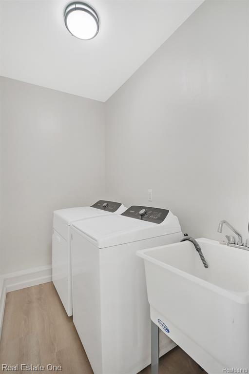 684 ABBEY, Rochester Hills, MI 48307 — Photo 28