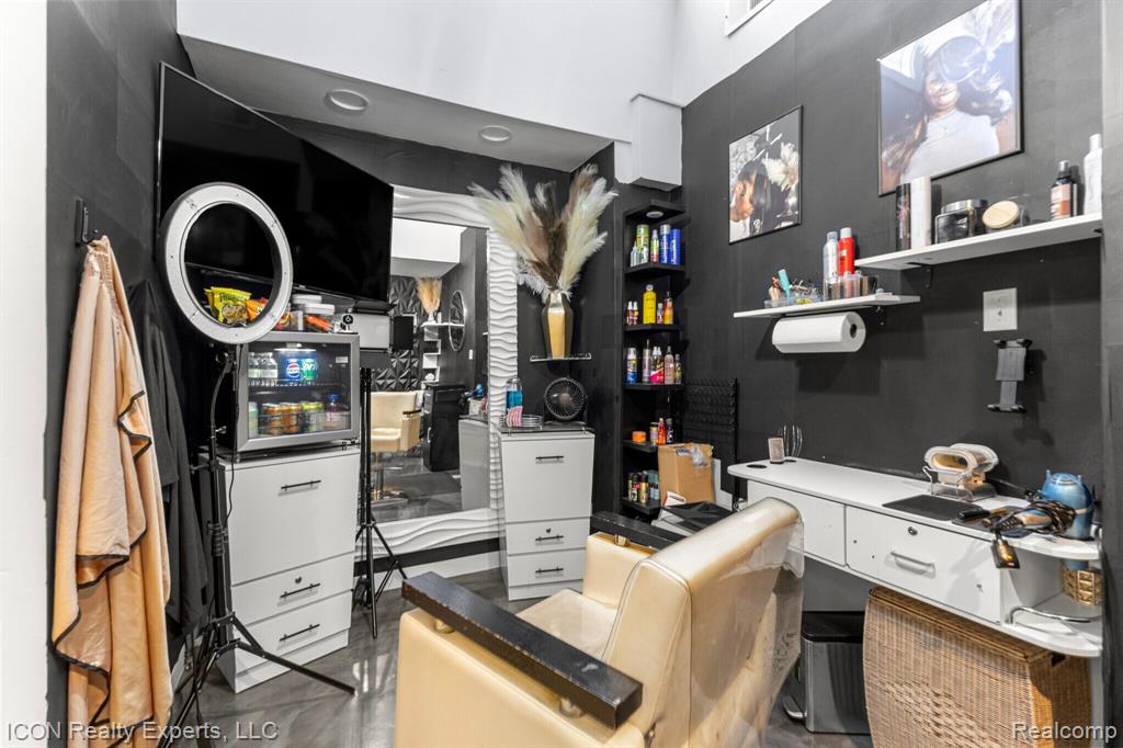 13000 Hayes St, Detroit, MI 48205 — Photo 35