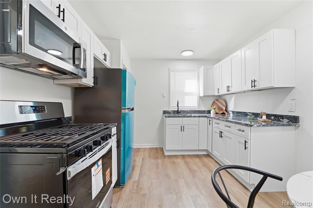 6341 Lodewyck Street, Detroit, MI 48224 — Photo 6