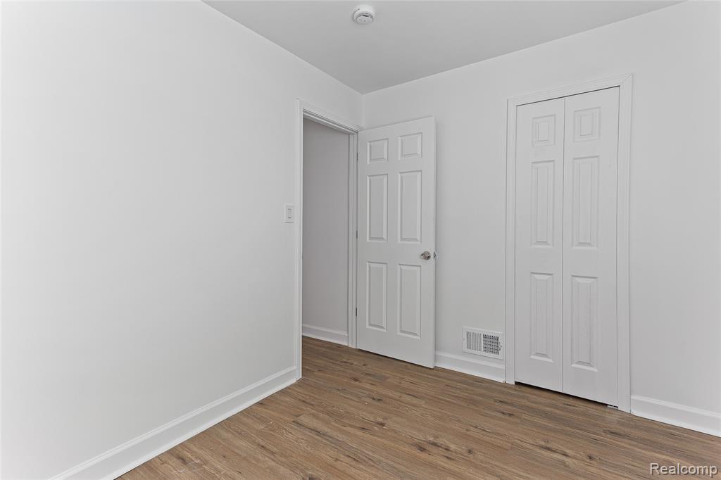 5737 Barham Street, Detroit, MI 48224 — Photo 18