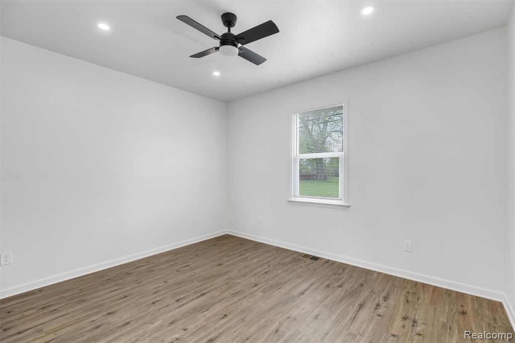 8914 Charlevoix Street, Detroit, MI 48214 — Photo 9