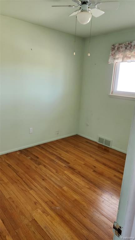 28621 Milton Avenue, Warren, MI 48092 — Photo 15