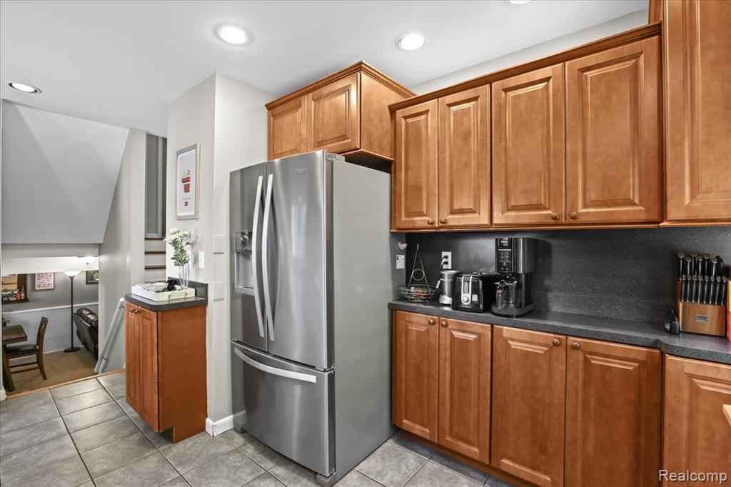 555 Lindsay Drive, Plymouth, MI 48170 — Photo 10