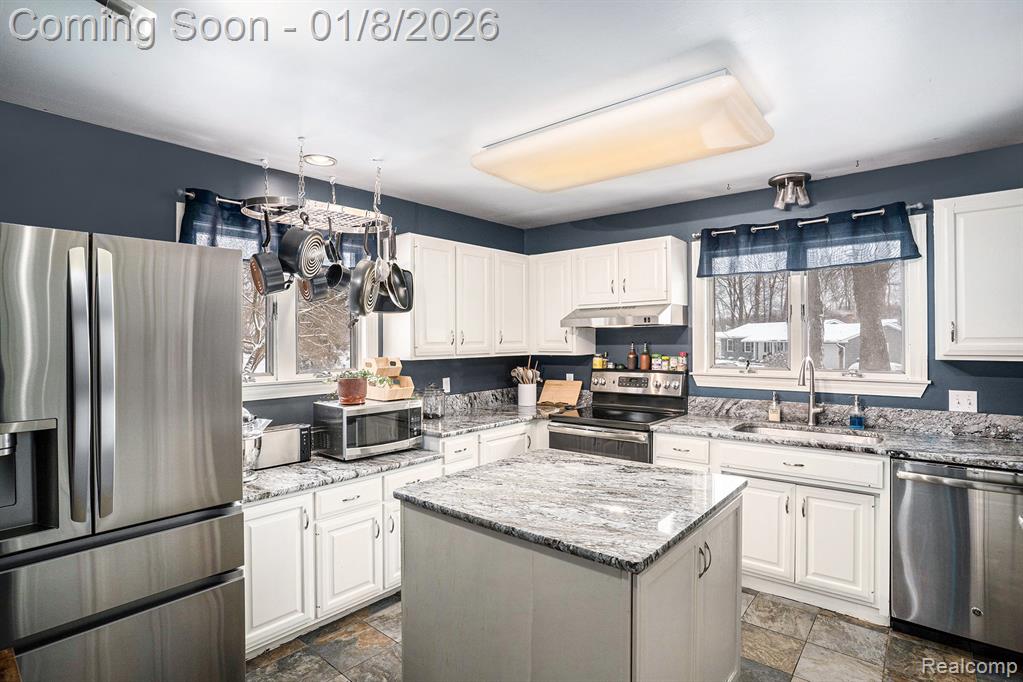 5995 Paramus, Clarkston, MI — Photo 10