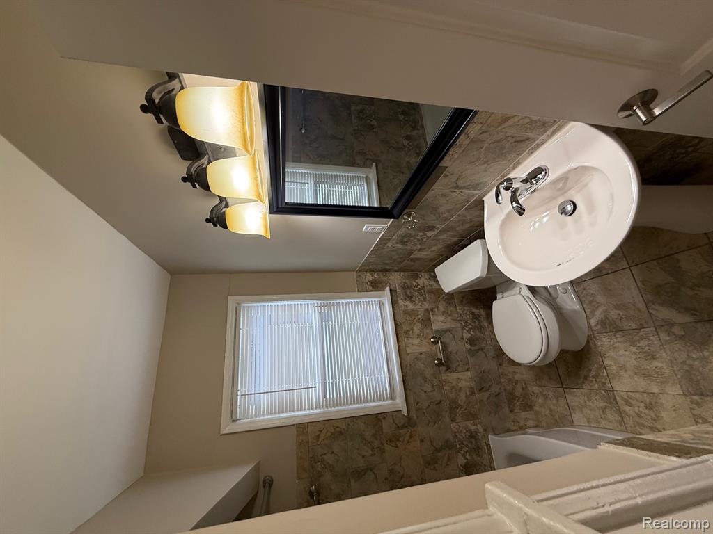 929 PRINCETON Road, Berkley, MI 48072 — Photo 16