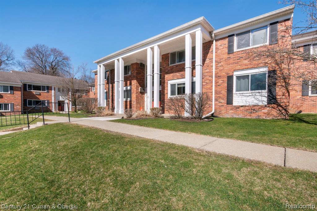 525 Fairbrook Street, 108, Northville, MI 48167 — Photo 27
