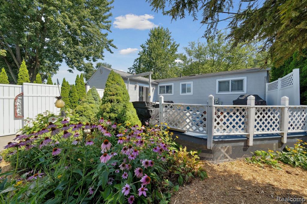 50293 PEGGY Lane, Chesterfield, MI 48047 — Photo 46