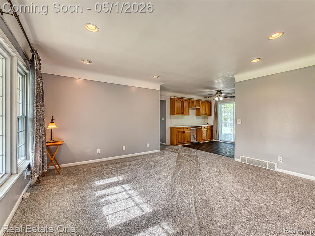 18338 Olmstead, Riverview, MI 48193 — Photo 3