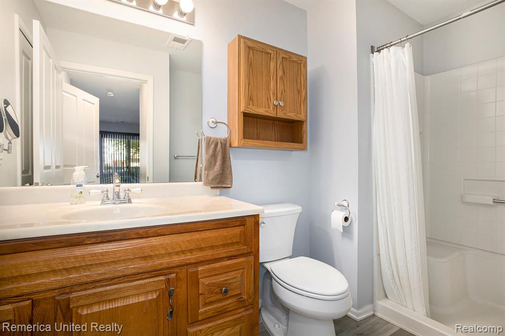 4184 Hampton Ridge Boulevard, Howell, MI 48843 — Photo 10