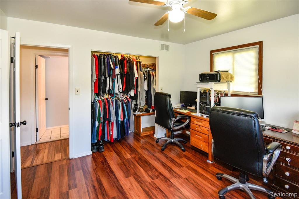 47940 Mallard Drive, Chesterfield, MI 48047 — Photo 50