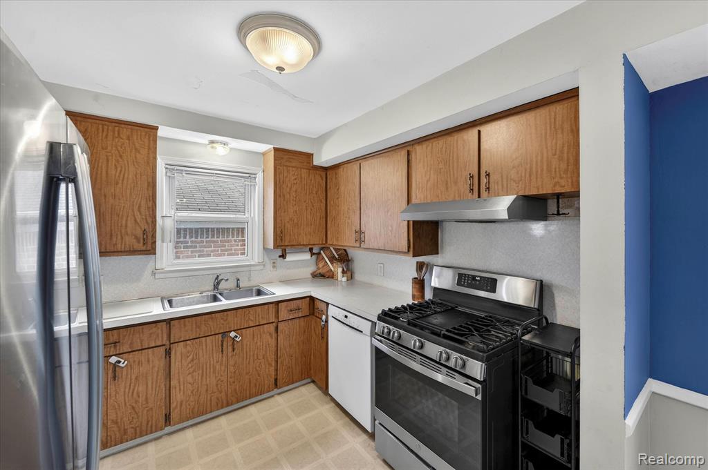 9619 Mayfield Street, Livonia, MI 48150 — Photo 15
