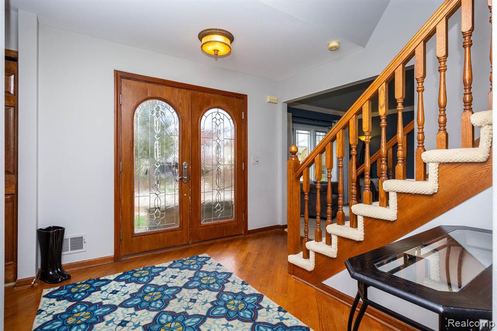 45515 EMERALD FOREST Drive, Novi, MI — Photo 7