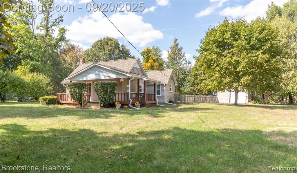 810 Beardon, Lake Orion, MI 48362 — Photo 11