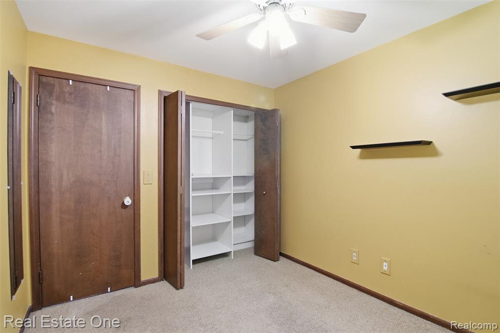4425 Gardner Street, Sterling Heights, MI 48310 — Photo 20
