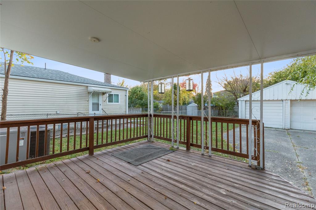 4168 Kingston Street, Dearborn Heights, MI 48125 — Photo 19
