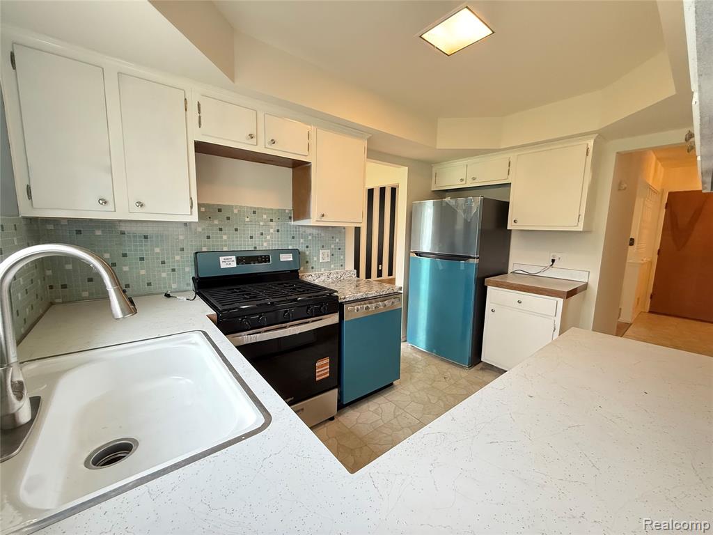 3622 DAWN Drive, Warren, MI 48092 — Photo 13