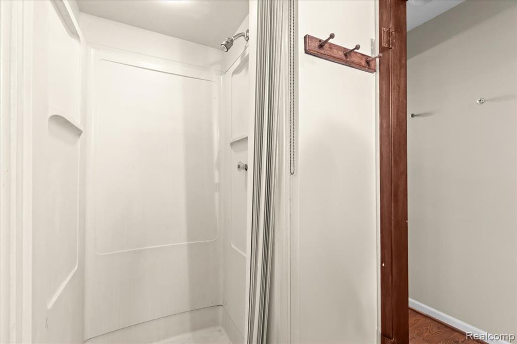 60023 Trailwood Street, Washington, MI — Photo 22