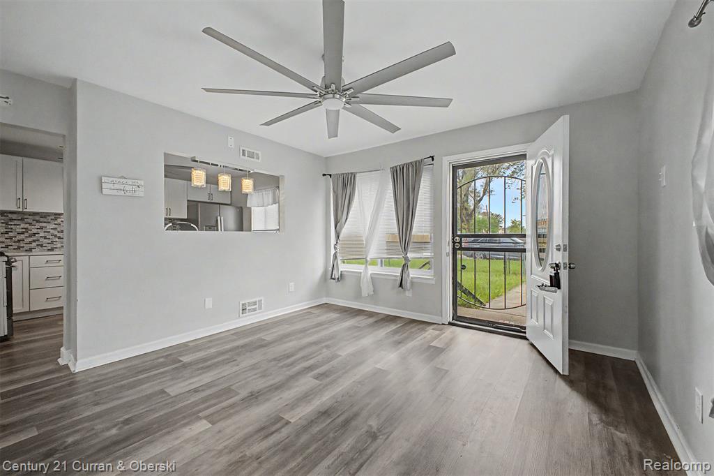 213 Suburban Street, Ecorse, MI 48229 — Photo 4