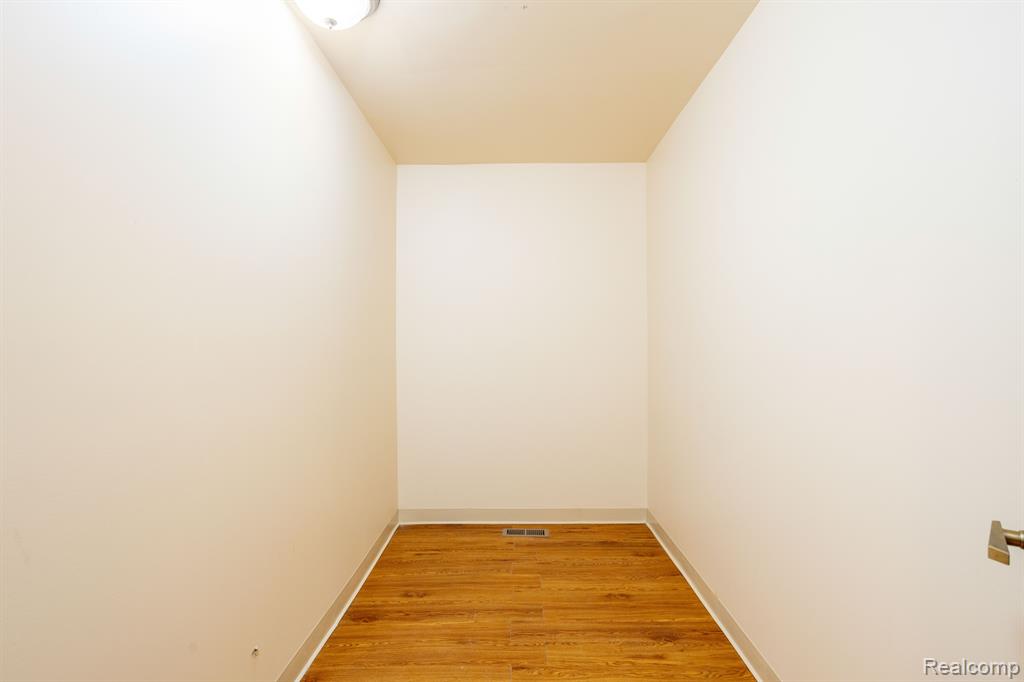 4421 PINEHURST Drive, West Bloomfield, MI — Photo 28
