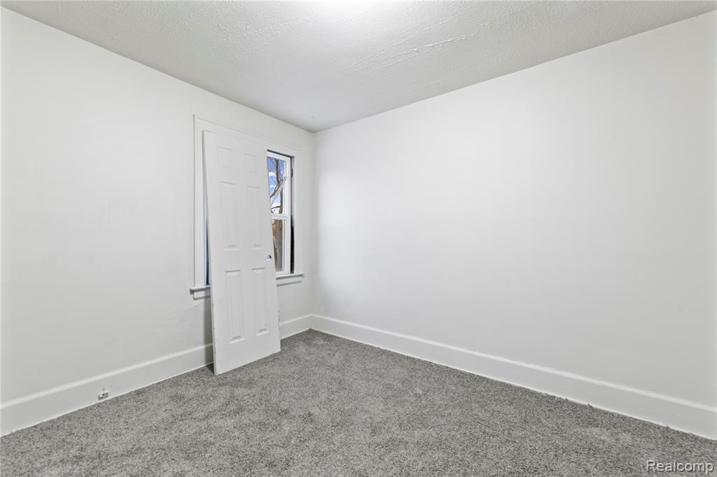 5569 Drexel Street, Detroit, MI 48213 — Photo 13