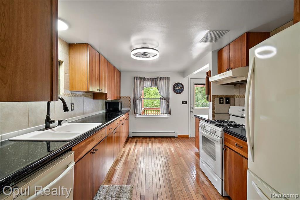 11735 Tuttlehill Road, Milan, MI 48160 — Photo 16