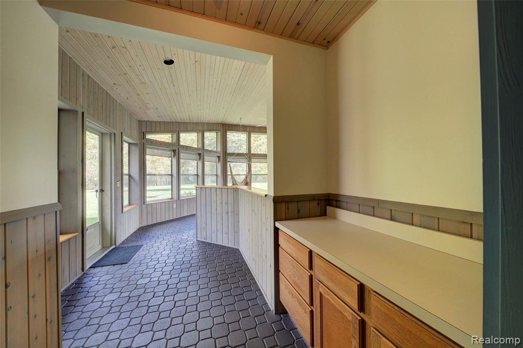 7603 Hamburg Road, Brighton, MI 48116 — Photo 27