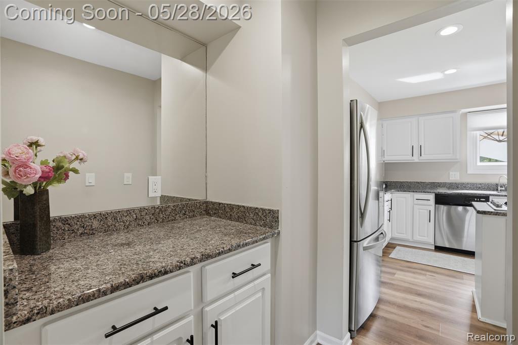 8792 Salem Farms Drive, South Lyon, MI 48178 — Photo 9