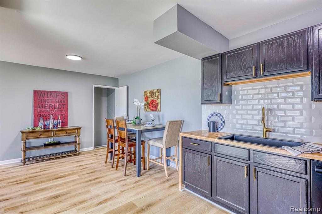 22744 CORTES Street, Novi, MI — Photo 19