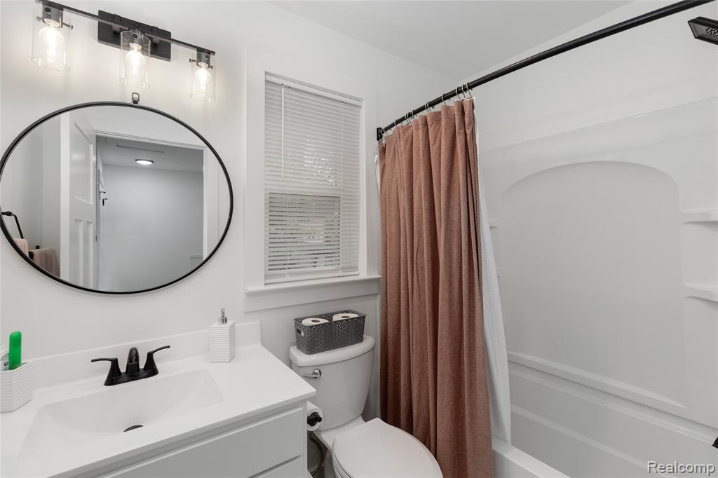416 W Second Avenue, 4, Flint, MI 48503 — Photo 17