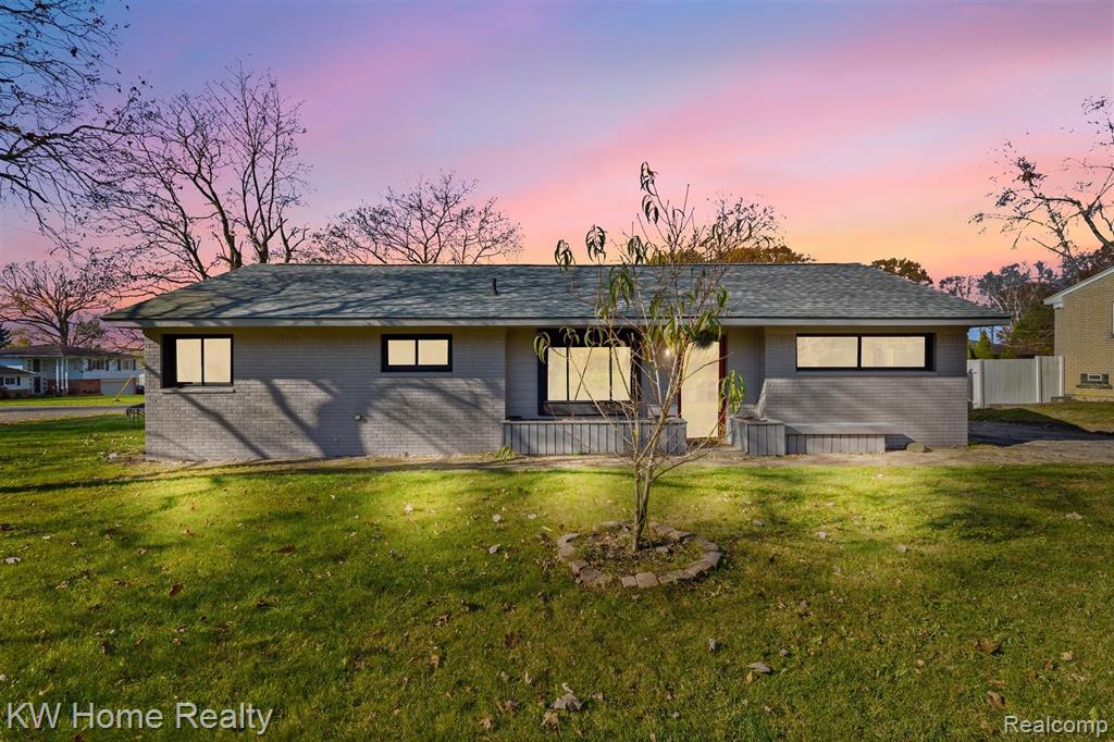 629 E CREST Lane, South Lyon, MI 48178 — front exterior