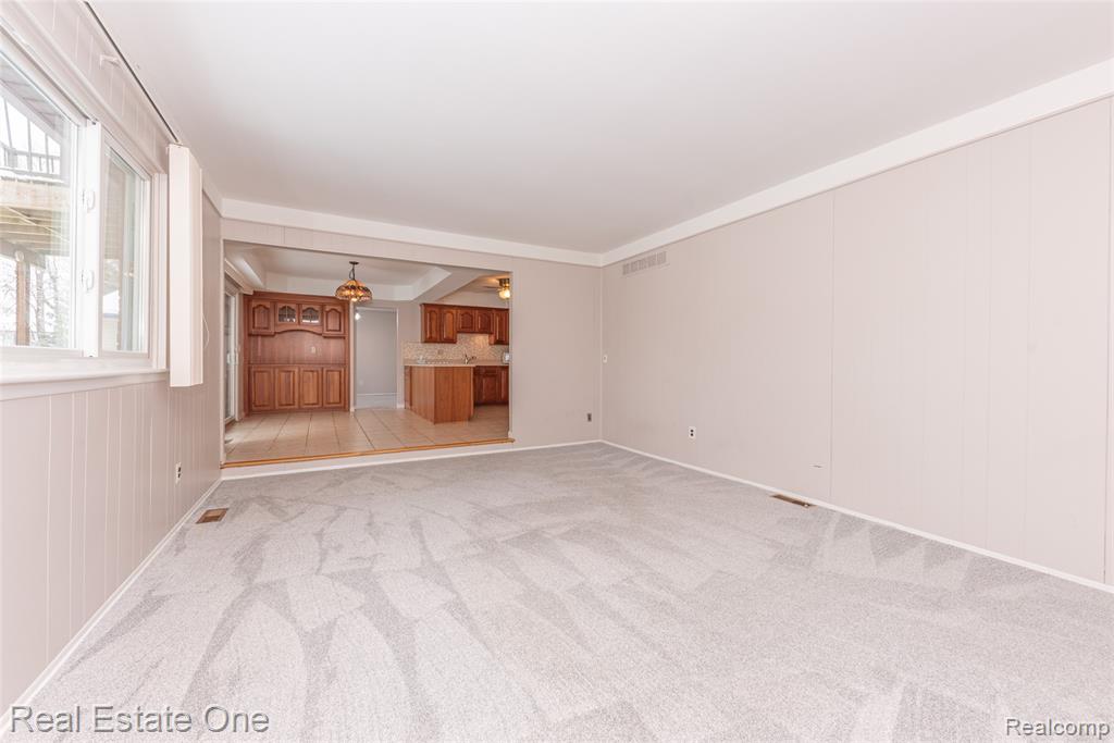 41958 Sunderland Drive, Canton, MI 48187 — Photo 33
