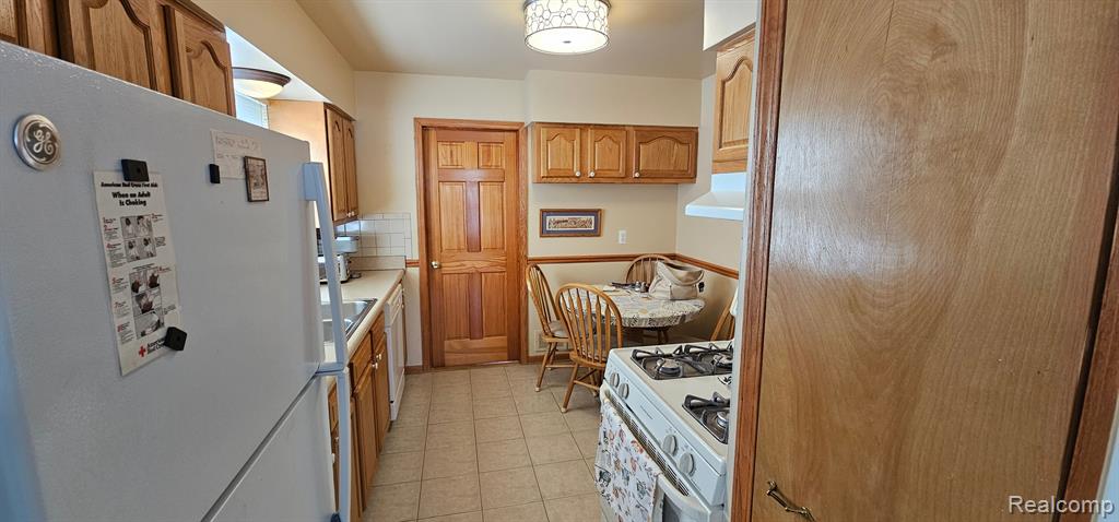 416 E 6TH Street, Royal Oak, MI 48067 — Photo 6