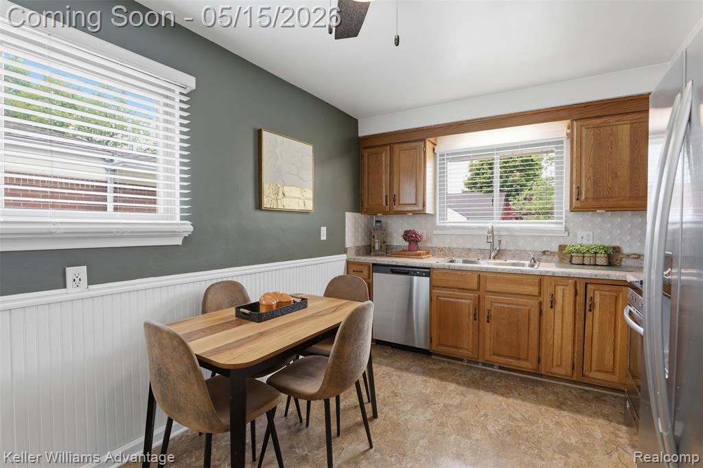 6018 Arcola Street, Garden City, MI — Photo 10