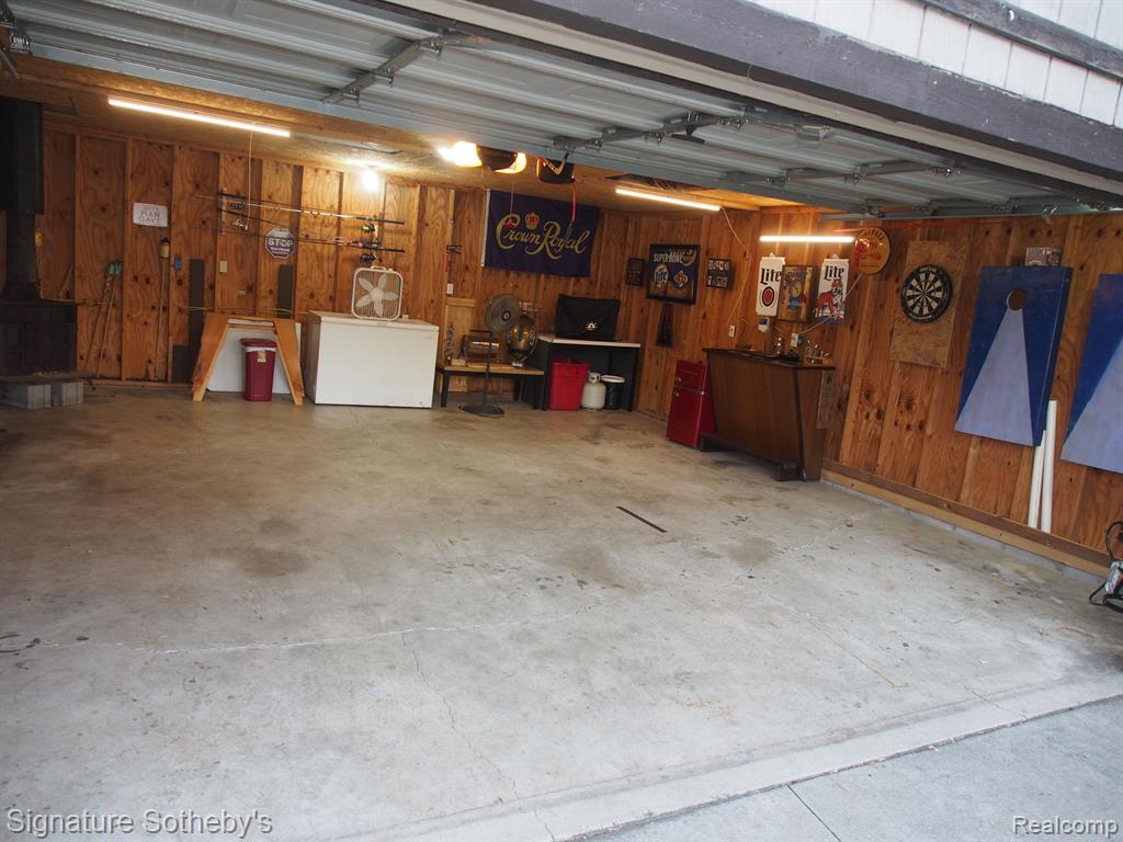 443 MARION Avenue, Waterford, MI 48328 — Photo 6
