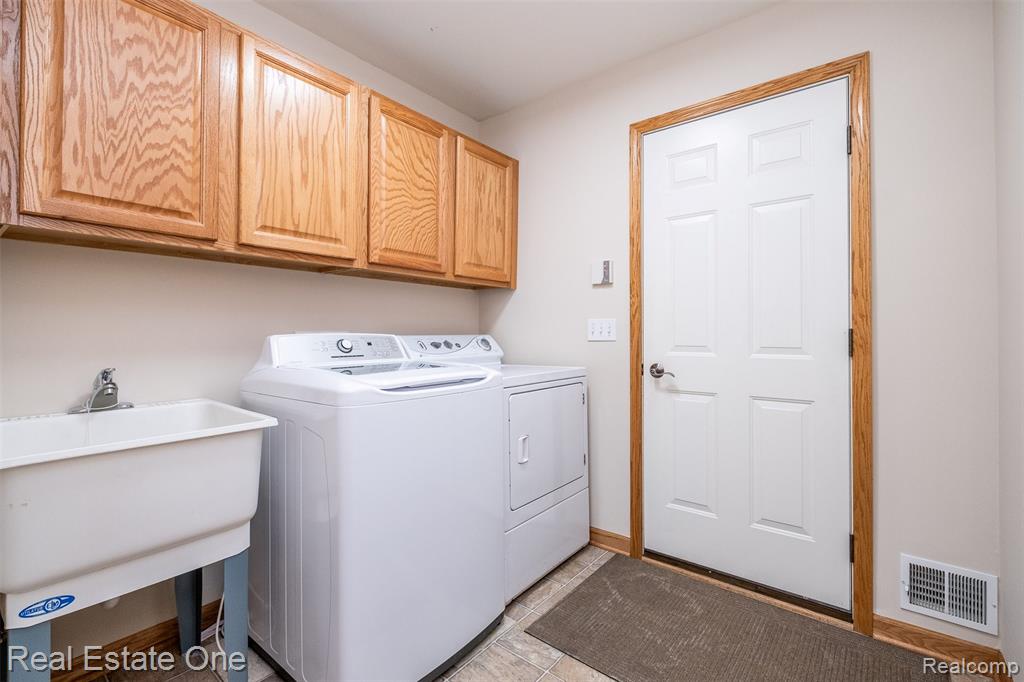 6228 Northridge Hills Drive, Brighton, MI 48116 — Photo 23