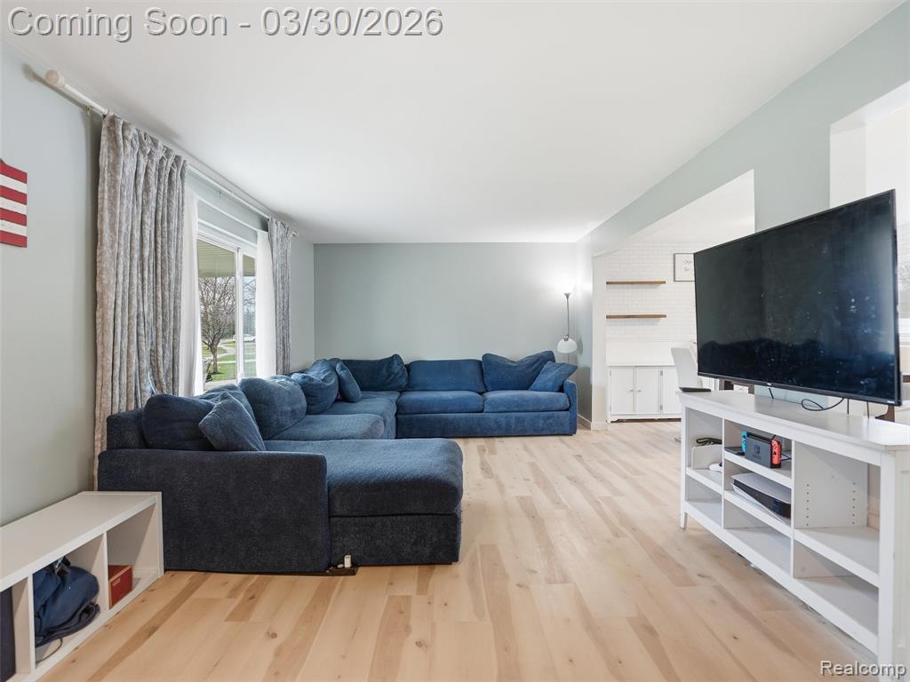 40326 William Drive, Sterling Heights, MI 48313 — Photo 10