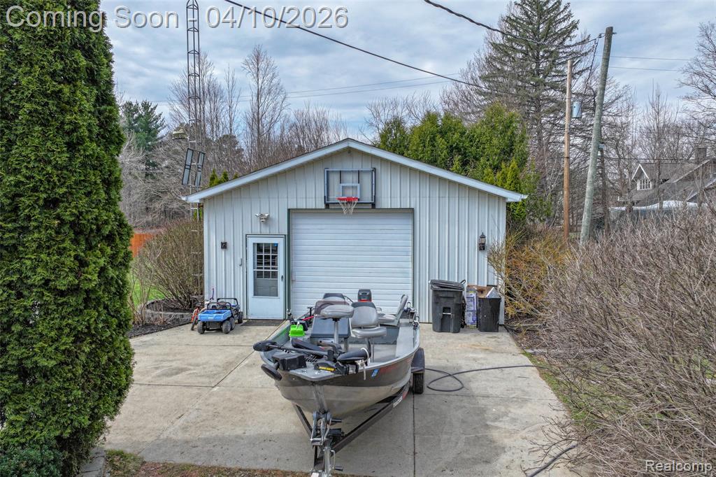 9272 Maple Street, Fostoria, MI 48435 — Photo 33